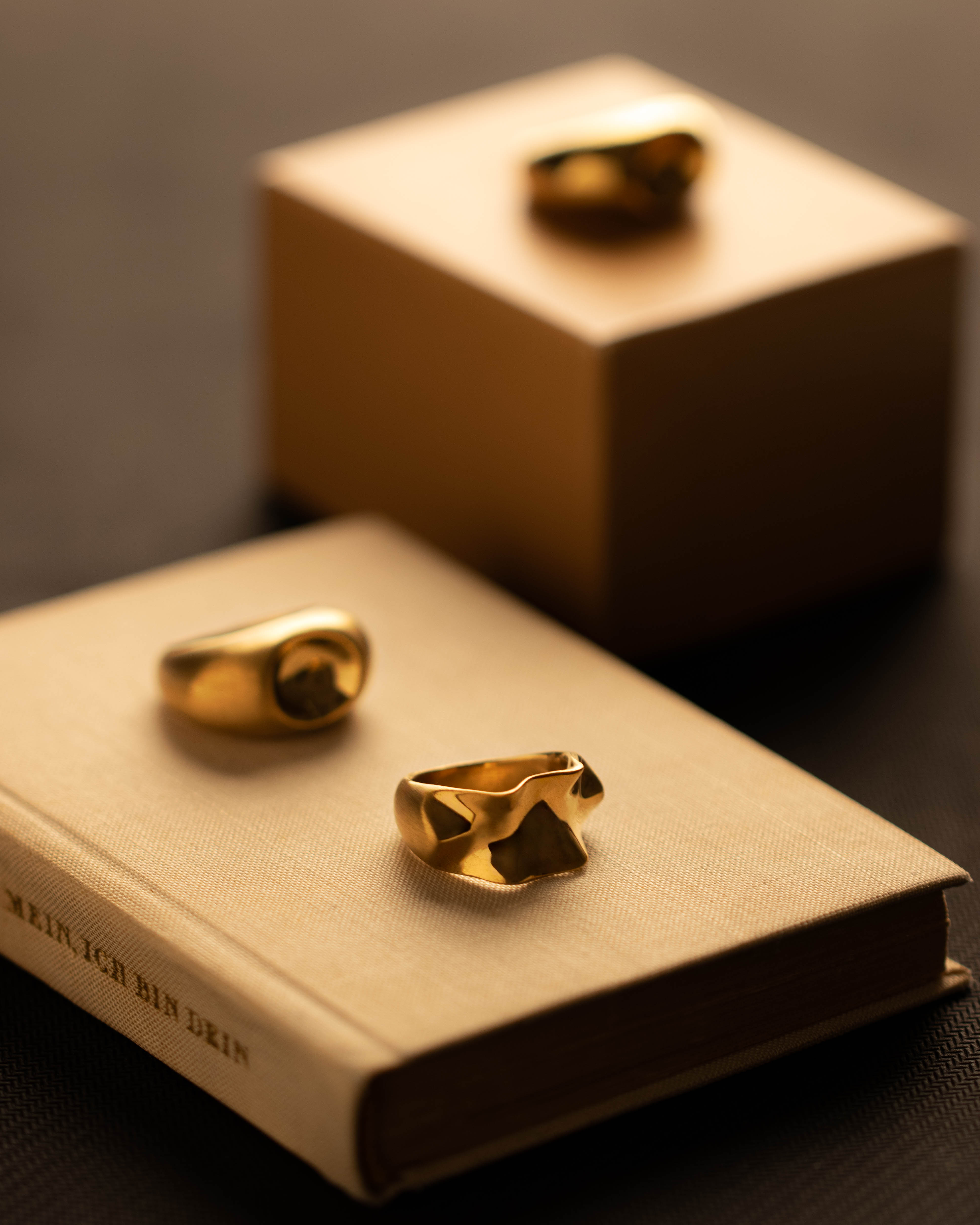 Anel Ondas (Dourado) - Imagem 2